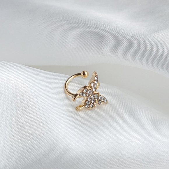 💙Butterfly Stud Cuff Pierced Earrings Set - Picture 5 of 8